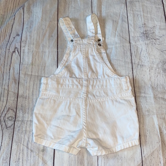 🌸NWOT The Children’s Place Bibs Size 18/24 Months - Picture 2 of 3